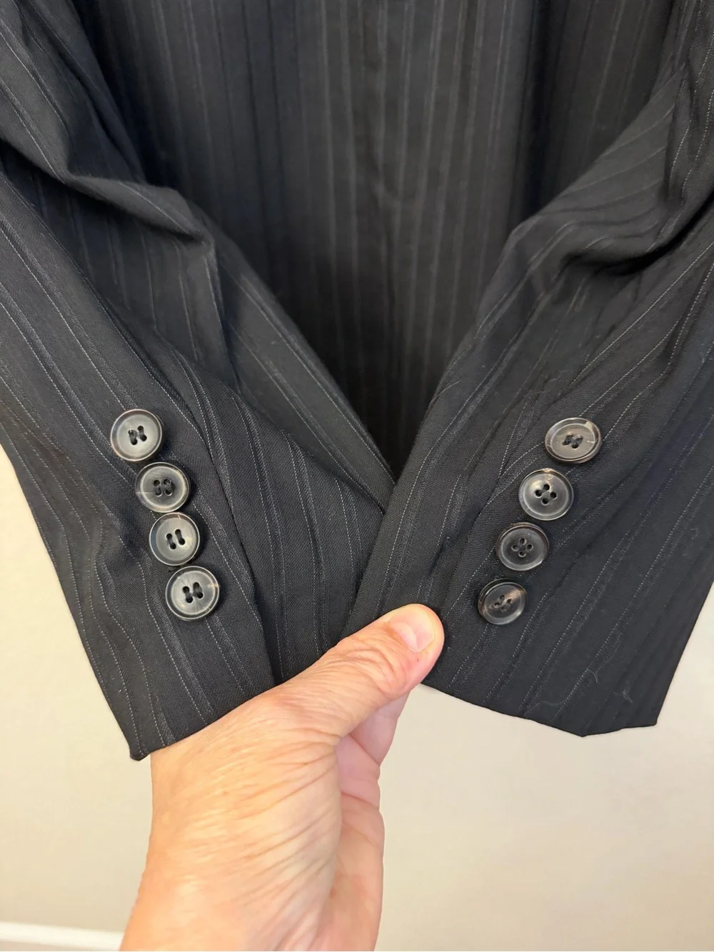Hugo Boss Sz 44R Black Pinstripe Blazer as seen in Scorsese movie wool Y2K